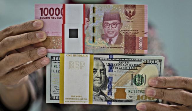 Dolar As Babak Belur Semangat Rupiah Hari Ini Ikut Luntur Oleh Warta Ekonomi Online<script async src=