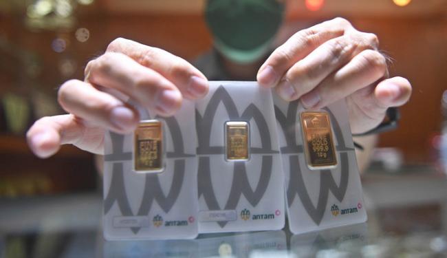 Harga Emas Antam Hari Ini Terpangkas Saat Covid-19 RI Pecah Rekor Bikin Was-Was!